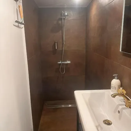 Peniche A - Perle Rare - 8 Pers Holiday home Namur